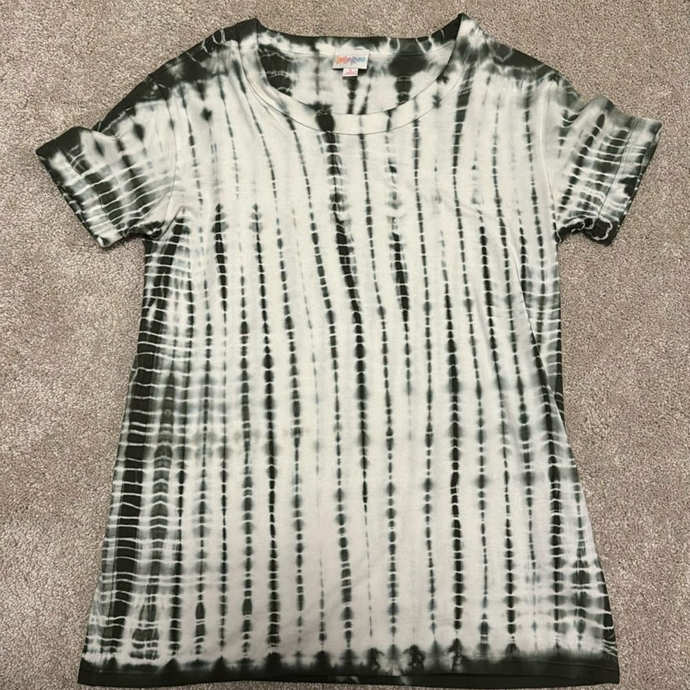 Lularoe T